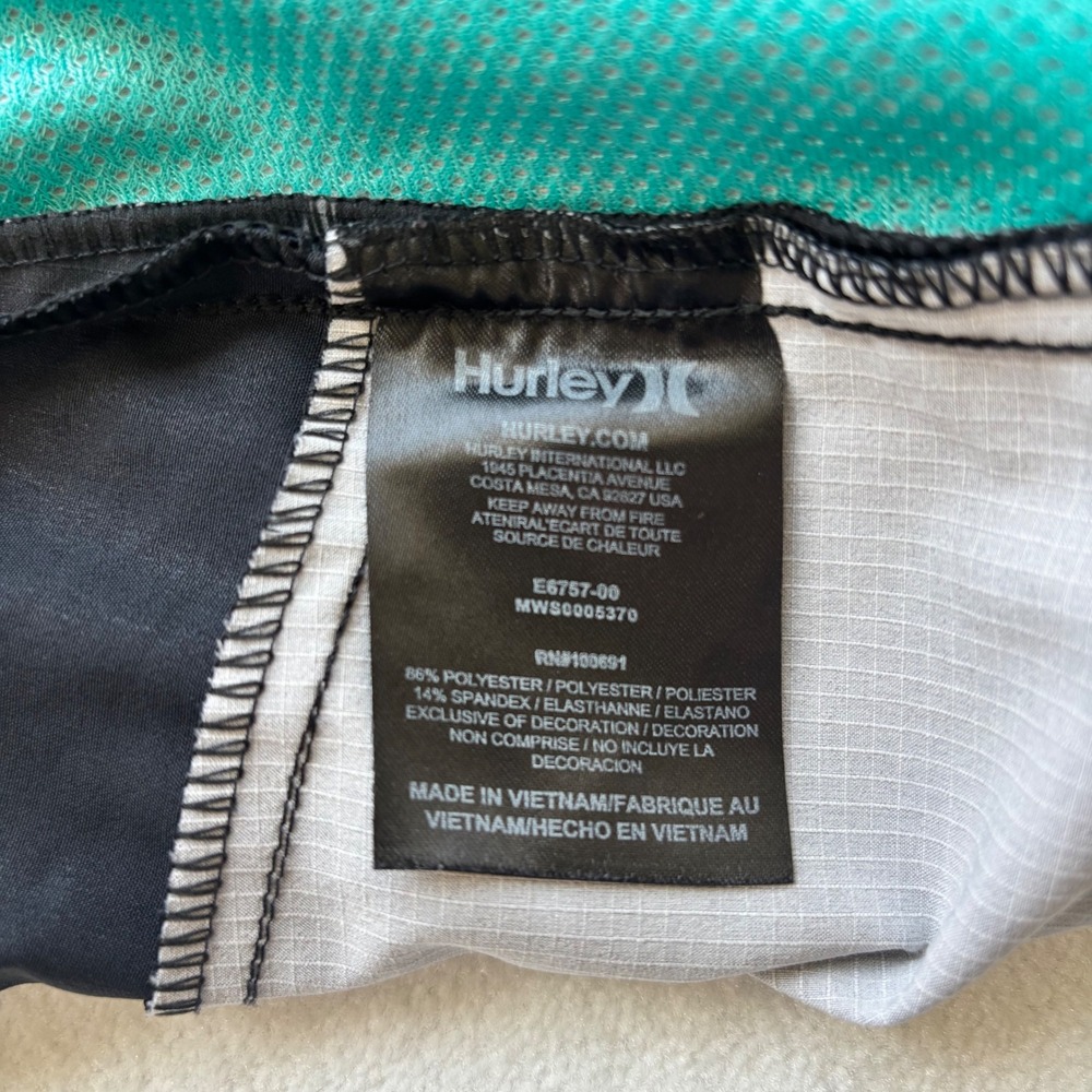 Hurley Board Shorts Mens Size S Black Striped Ripstop Swim Trunks MWS0005370 - Picture 4 of 10